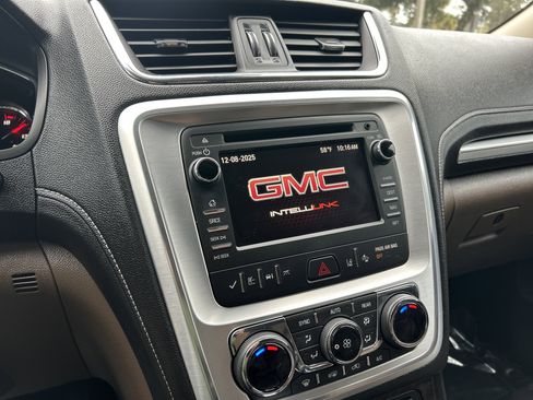 Used 2017 GMC Acadia Limited SLT image 25