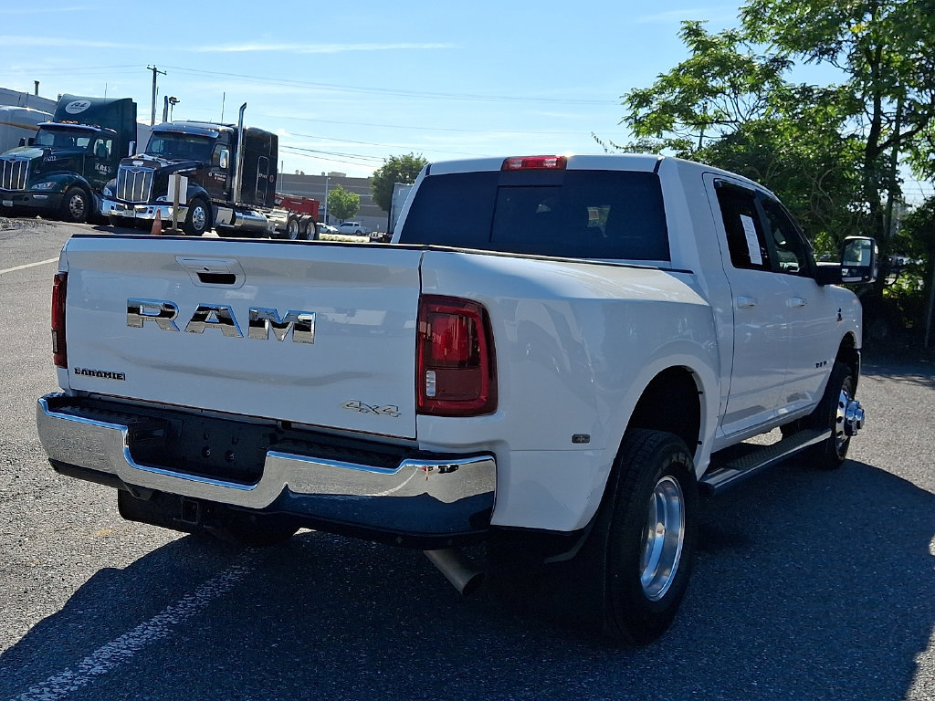 Certified 2025 RAM 3500 Laramie AWD/4WD image 4