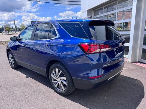 Used 2023 Chevrolet Equinox LT AWD/4WD image 3