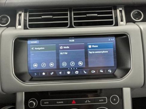 Used 2017 Land Rover Range Rover HSE AWD/4WD image 26