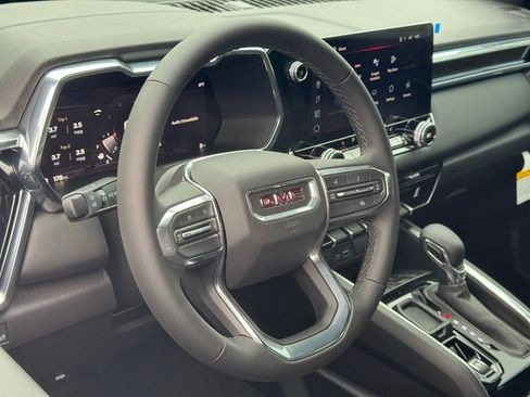 New 2026 GMC Canyon Elevation w/ Convenience Package image 17