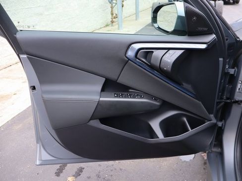 Used 2025 BMW X3 xDrive30i w/ Premium Package image 18