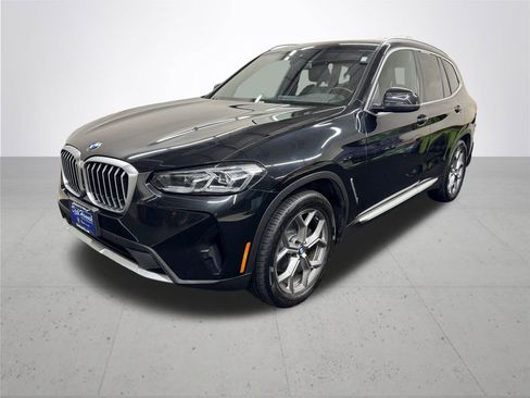 Used 2024 BMW X3 xDrive30i w/ Convenience Package image 2