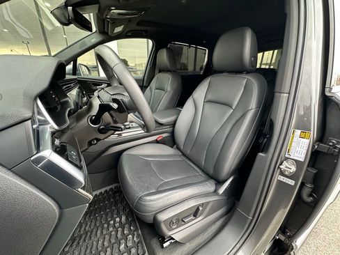 Used 2021 Audi Q7 2.0T Premium Plus w/ Executive Package image 18