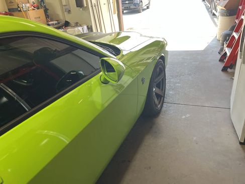 Used 2019 Dodge Challenger SRT Hellcat w/ Plus Package image 18