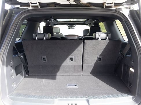 Used 2023 Ford Expedition Limited image 24