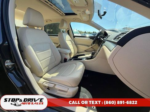 Used 2019 Volkswagen Passat 2.0T Wolfsburg w/ Wheels & Sunroof Package FWD image 16