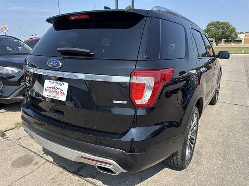 Used 2017 Ford Explorer Platinum AWD/4WD image 7