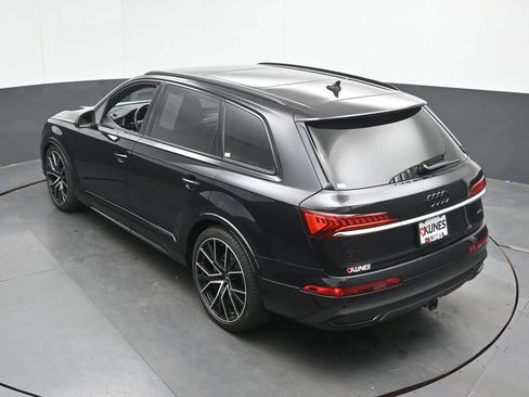Used 2021 Audi Q7 3.0T Prestige w/ Prestige Package AWD/4WD image 39