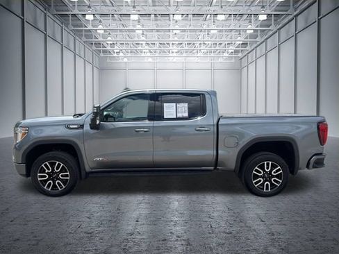 Used 2021 GMC Sierra 1500 AT4 w/ Technology Package AWD/4WD image 2