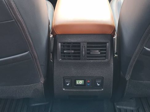 Used 2024 Mitsubishi Outlander SEL FWD image 23