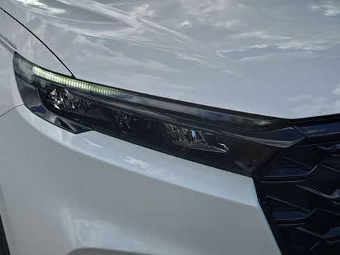 Used 2025 Honda CR-V Sport Touring image 7