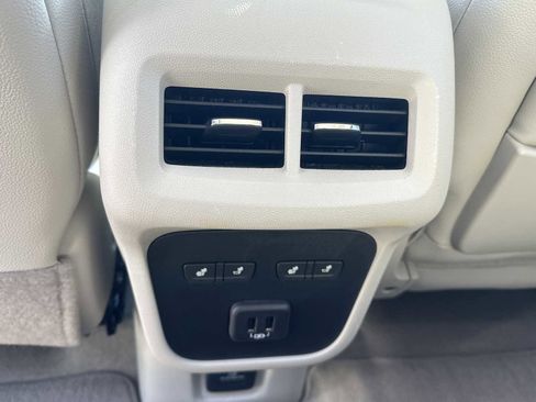 Used 2022 GMC Terrain Denali w/ Denali Premium Package image 26