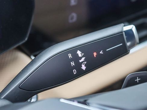 New 2026 Chevrolet Equinox ACTIV w/ Convenience Package III image 18