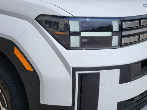 New 2026 Hyundai Santa Fe SE image 5