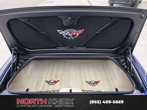 Used 2004 Chevrolet Corvette Convertible w/ Preferred Equipment Group image 16