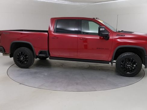 Used 2025 Chevrolet Silverado 2500 LTZ w/ Trail Boss Package AWD/4WD image 12