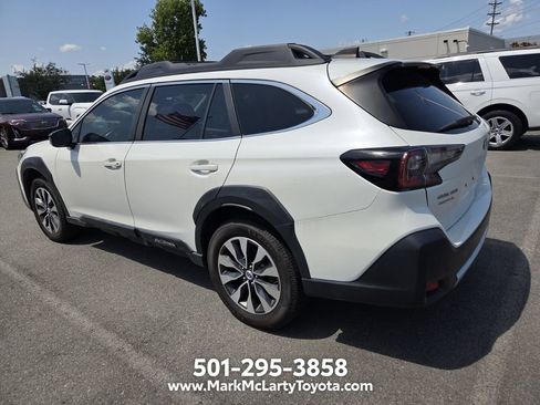 Used 2023 Subaru Outback Limited AWD/4WD image 8