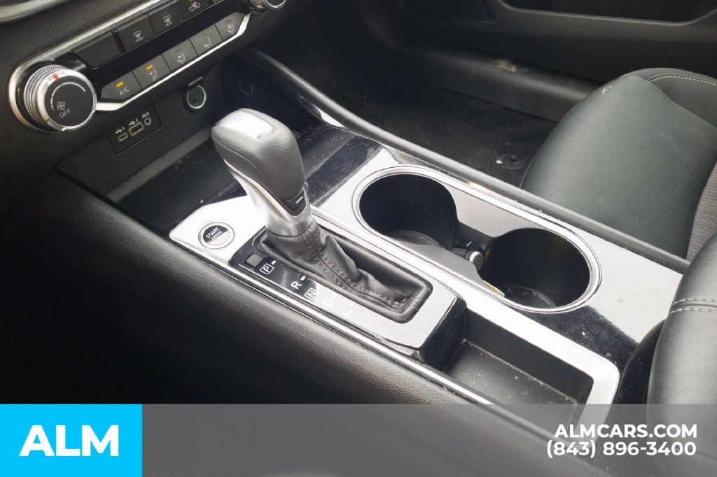 Used 2024 Nissan Altima 2.5 SV FWD image 9