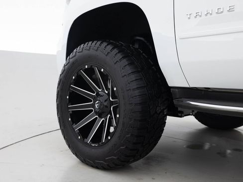 Used 2018 Chevrolet Tahoe Premier image 17