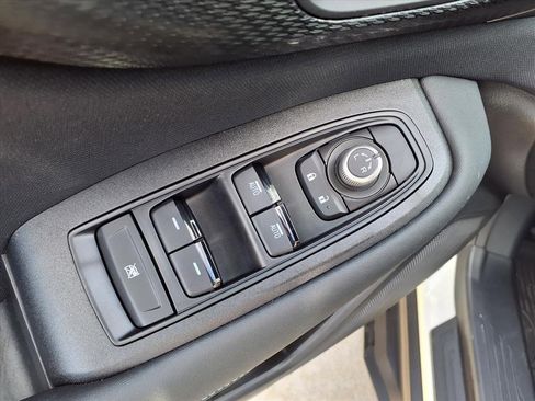 Used 2025 Subaru Outback Premium w/ Popular Package #1A image 8