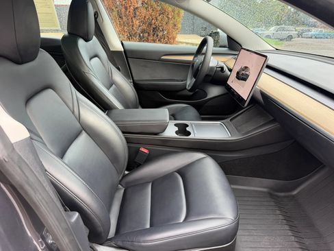 Used 2023 Tesla Model 3 Standard Range RWD image 22