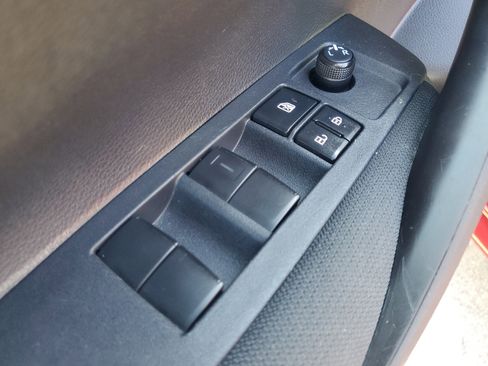 Used 2024 Toyota Corolla LE image 19