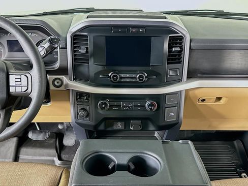 Used 2023 Ford F150 XLT image 36