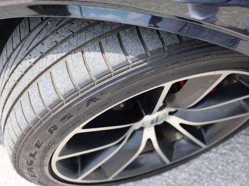 Used 2018 Dodge Challenger R/T Scat Pack RWD image 23