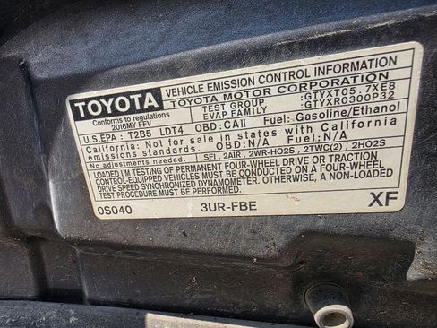 Used 2016 Toyota Tundra SR5 w/ TRD Off Road Package image 17