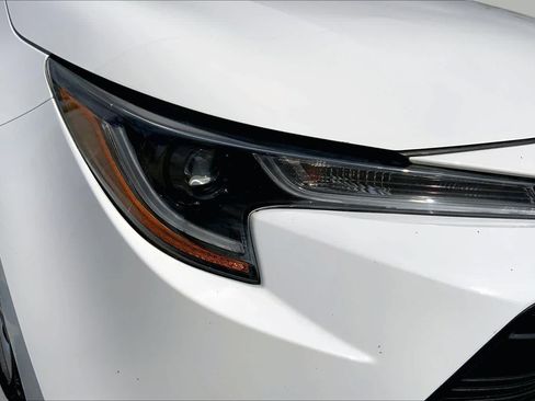 Used 2024 Toyota Corolla LE FWD image 27