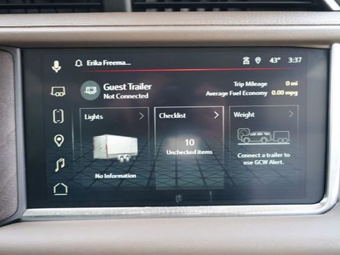 Used 2023 GMC Yukon Denali w/ Advanced Technology Package AWD/4WD image 35