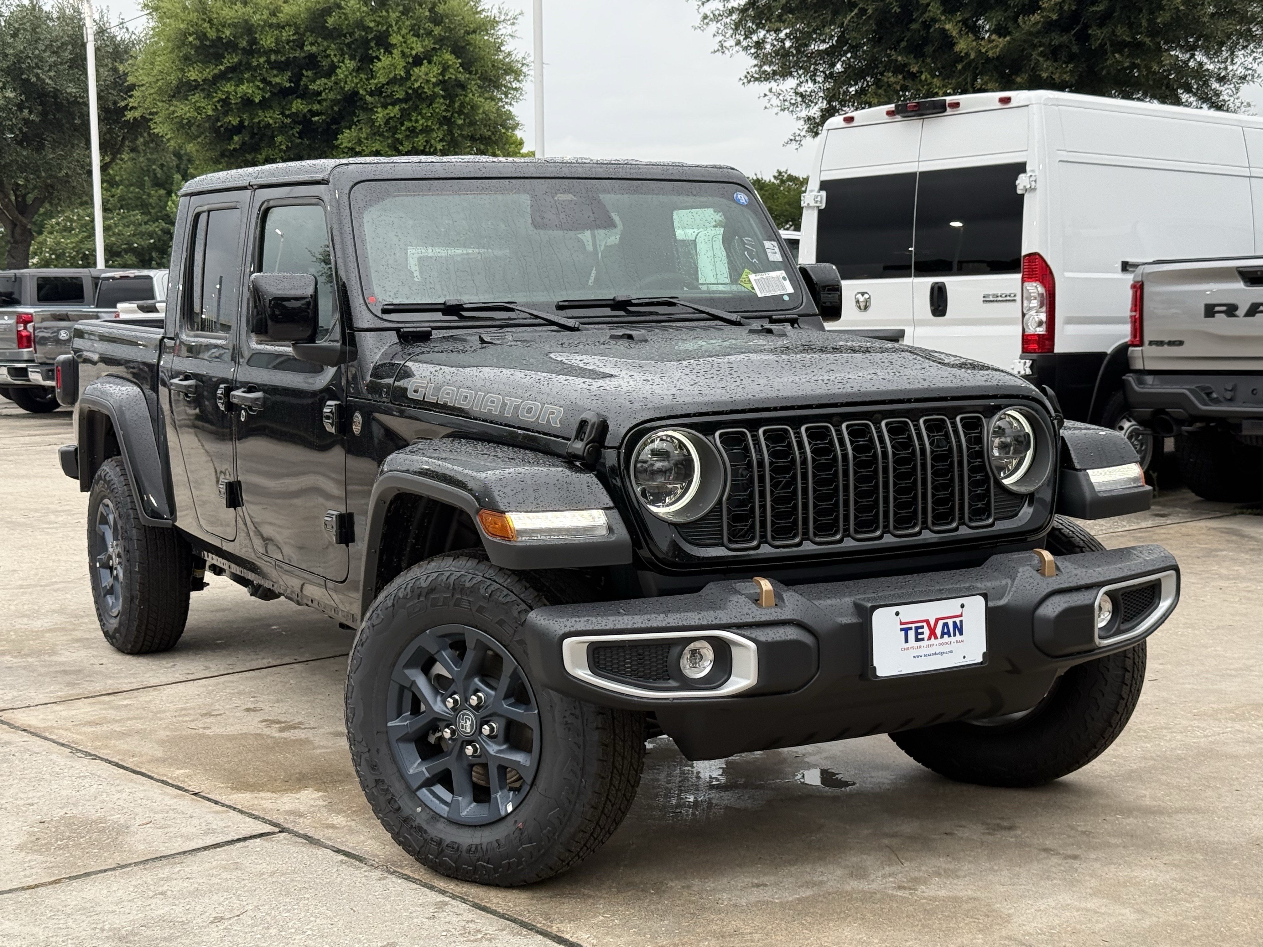 New 2026 Jeep Gladiator Sport AWD/4WD image 2