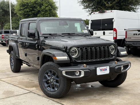 New 2026 Jeep Gladiator Sport AWD/4WD image 2