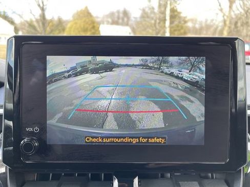 Certified 2023 Toyota Corolla Cross LE image 10