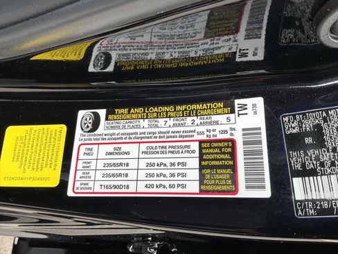 Used 2023 Toyota Highlander XLE FWD image 36
