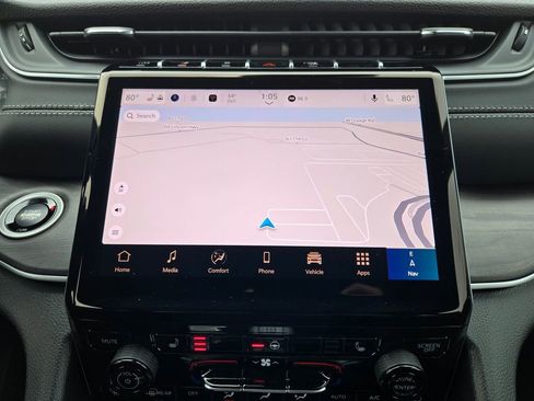 New 2025 Jeep Grand Cherokee Limited image 22