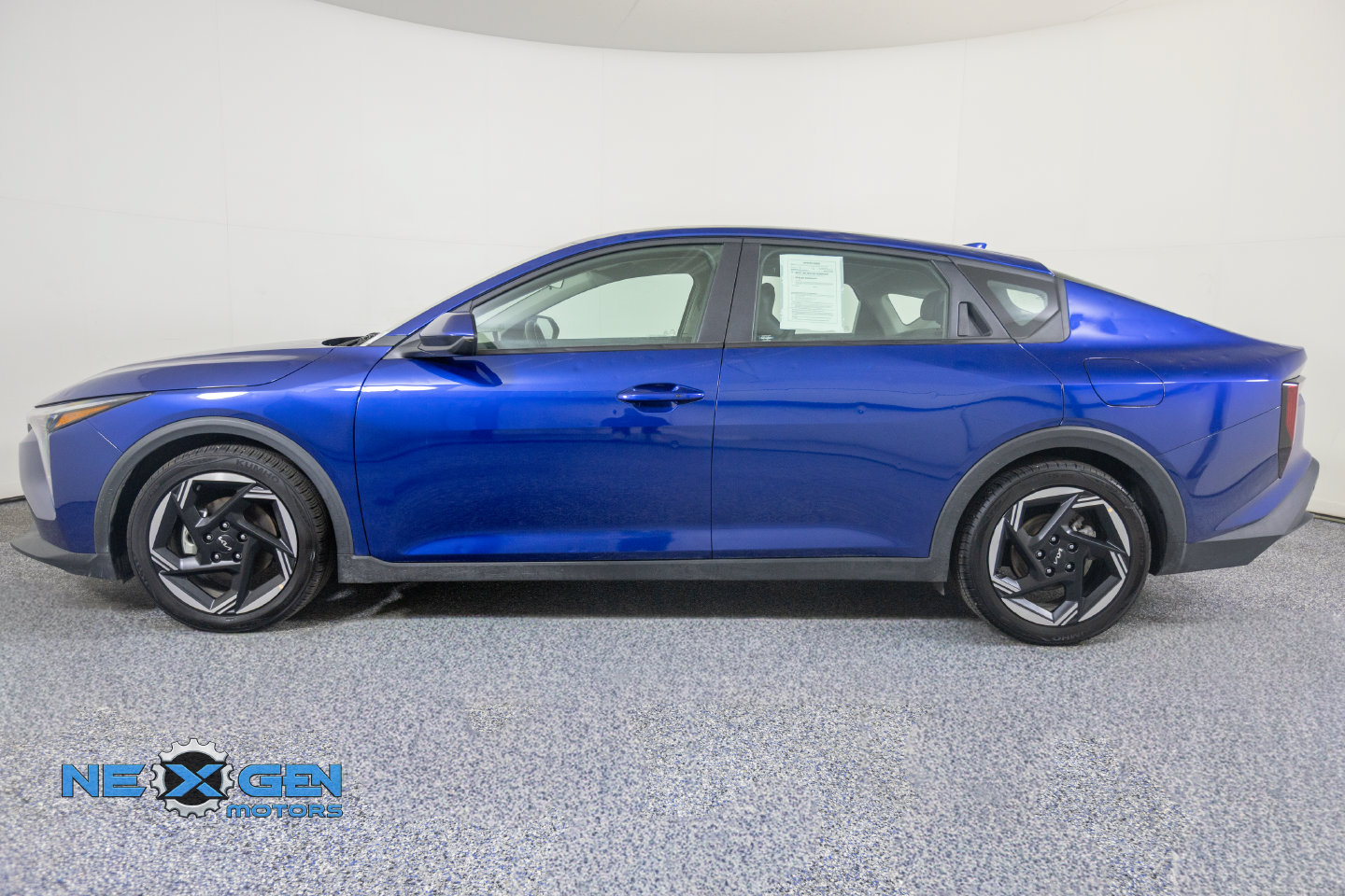 Used 2025 Kia K4 EX FWD image 25