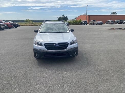 Used 2021 Subaru Outback Onyx Edition XT w/ Popular Package #2 image 2