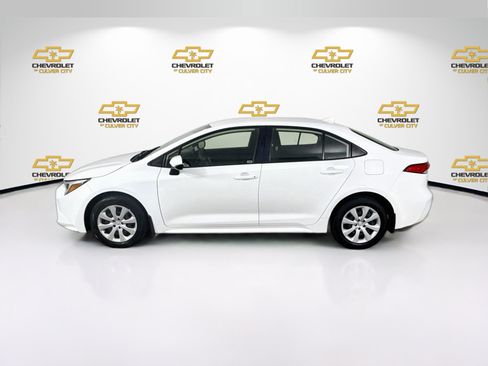 Used 2024 Toyota Corolla LE FWD image 5