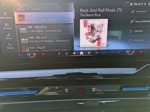 Certified 2024 BMW 530i xDrive 530i xDrive w/ Premium Package image 23