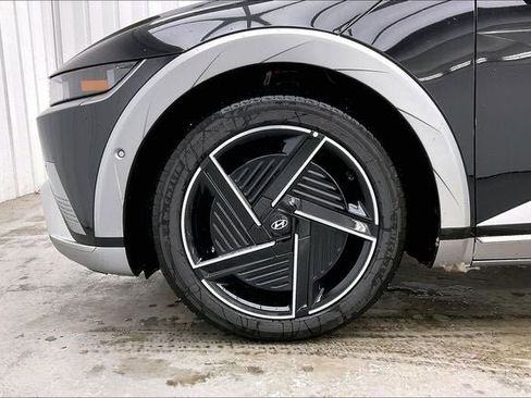 New 2026 Hyundai Ioniq 5 Limited image 15