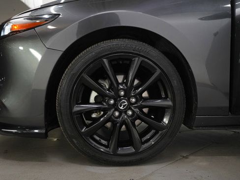 Used 2021 MAZDA MAZDA3 Hatchback w/Premium Plus Pkg image 31
