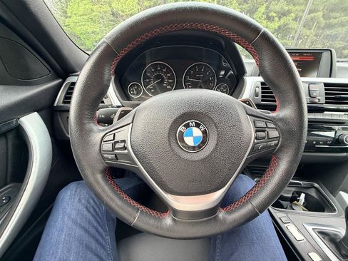 Used 2016 BMW 328i Sedan RWD image 16