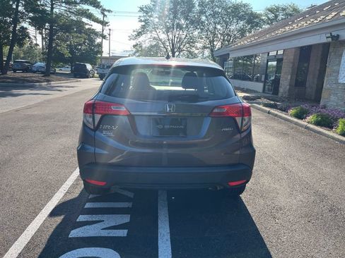 Used 2021 Honda HR-V LX image 5