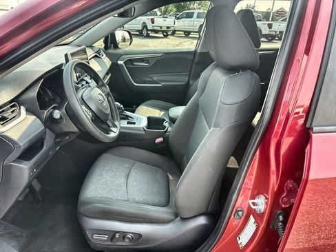Used 2025 Toyota RAV4 XLE w/ Convenience Package AWD/4WD image 11