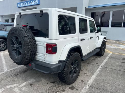 Used 2021 Jeep Wrangler Unlimited Sahara image 3