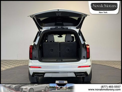 Used 2023 Cadillac XT6 Premium Luxury w/ Technology Package AWD/4WD image 10