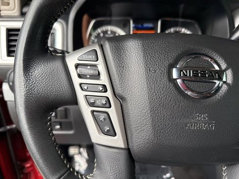 Used 2019 Nissan Titan PRO-4X image 29