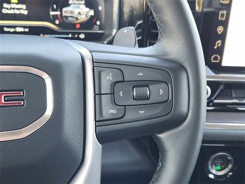 Used 2023 GMC Sierra 1500 SLT w/ SLT Premium Package image 28